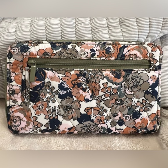Vera Bradley Cream and Blue Clutch with Artistic Floral Design - Picture 2 of 5